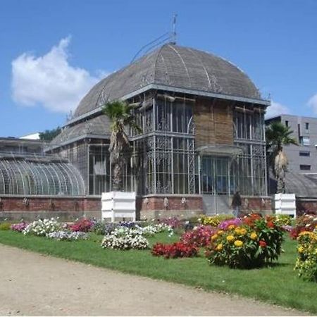 Lulu, Le Studio Du Chateau Apartamento Nantes Exterior foto