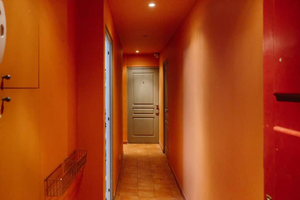 Lulu, Le Studio Du Chateau Apartamento Nantes Exterior foto