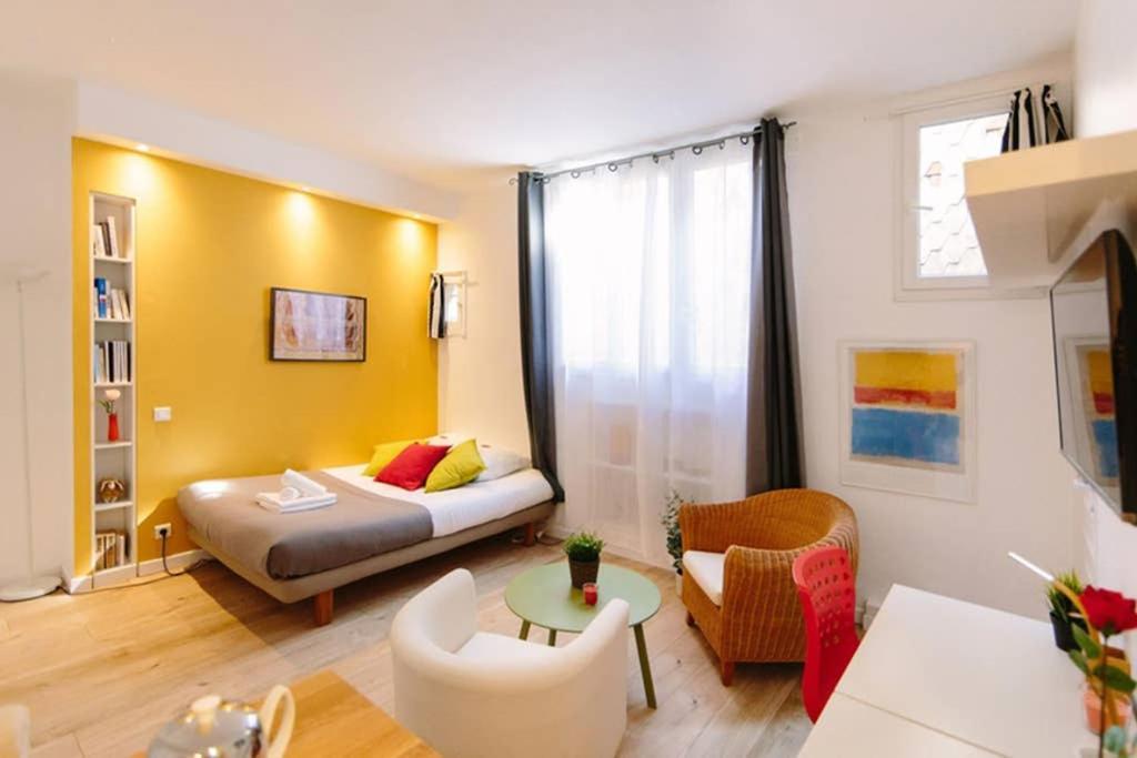 Lulu, Le Studio Du Chateau Apartamento Nantes Exterior foto